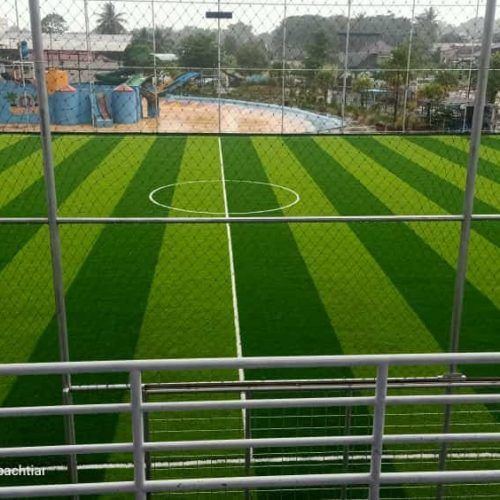 شبوك الملاعب بجميع المواصفات والارتفــاعات